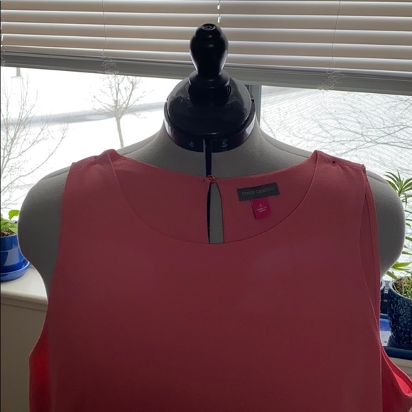 Vince Camuto Pink Tiered Shell - Picture 2 of 8
